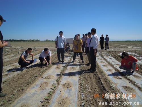 ɽ��ũ���ƹ���վ�ڲ����оͻ�...